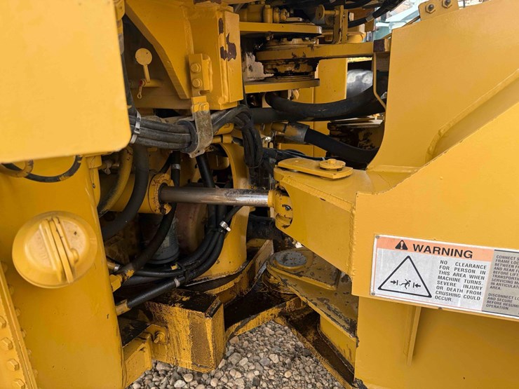 caterpillar-950g-image-10