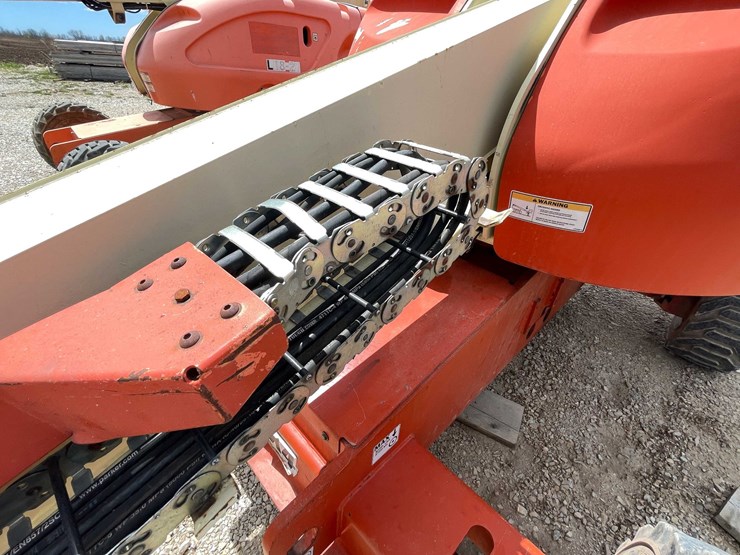 jlg-400s-image-9