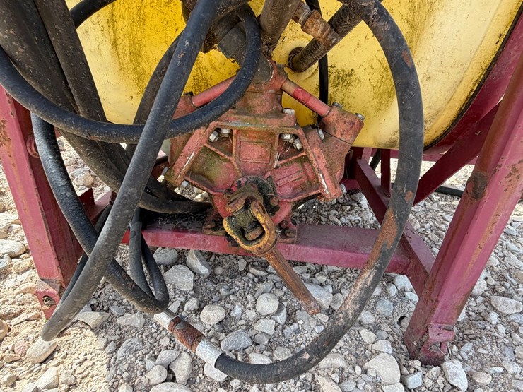 #5476-•-hardi-sprayer-image-11