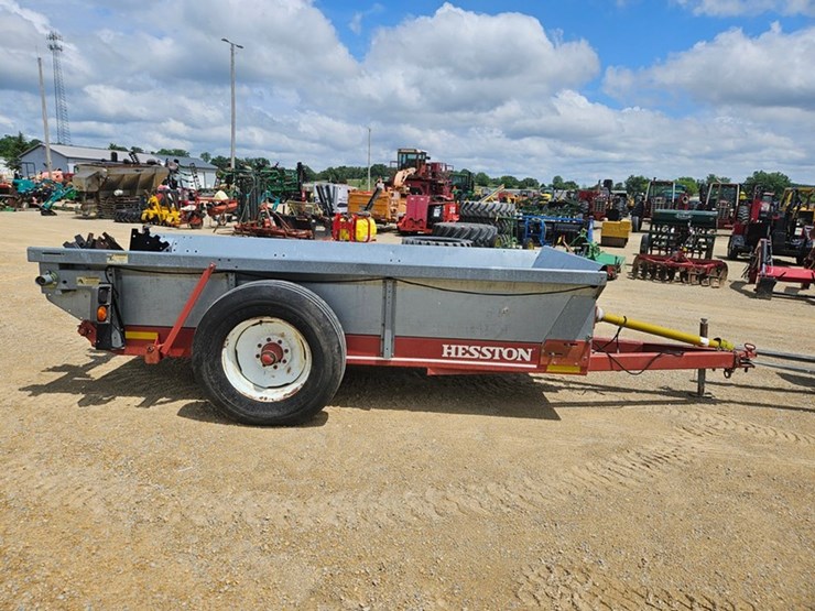 hesston-s180-image-6