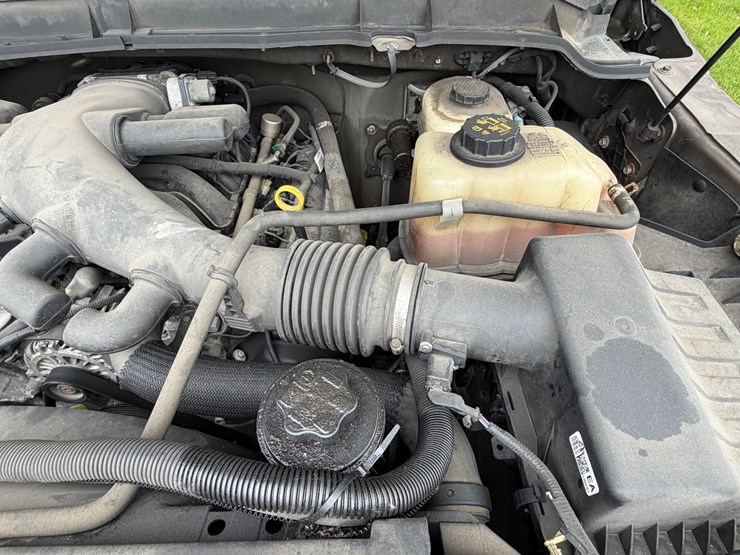 2015-ford-f550-image-21