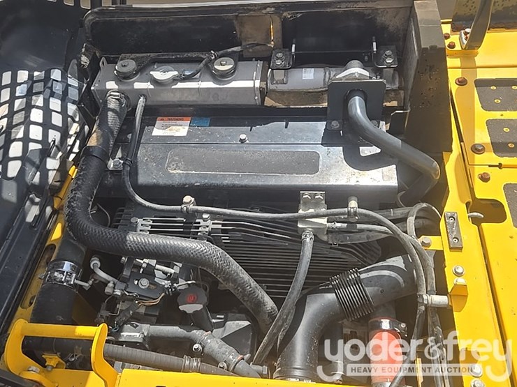 2017-komatsu-pc210-lc-11-image-49