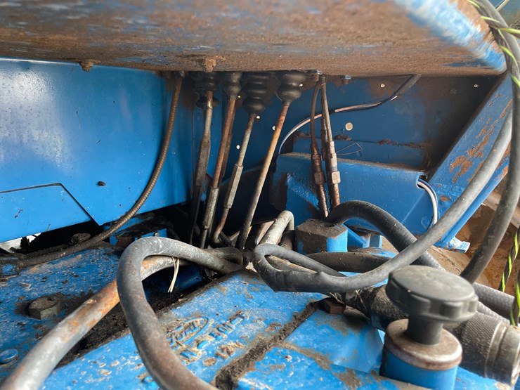 ford-9700-image-30