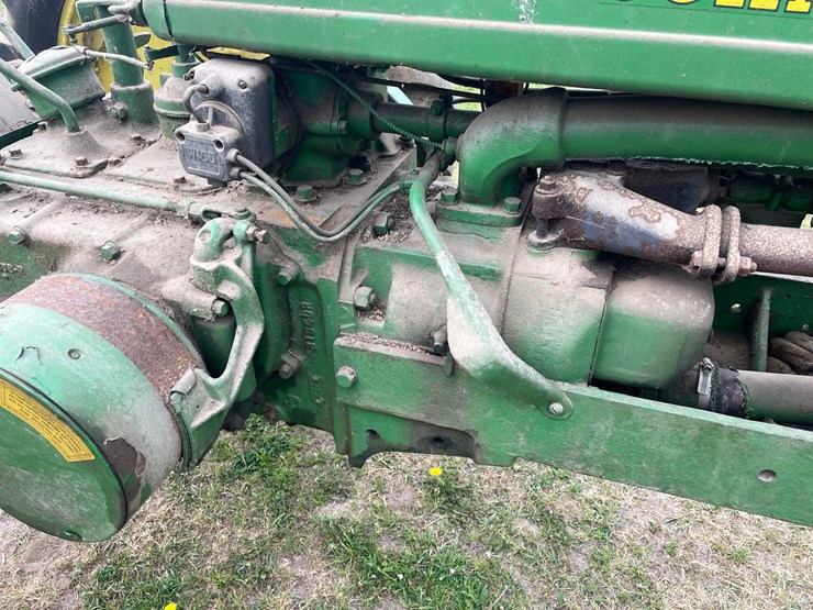 john-deere-b-image-10
