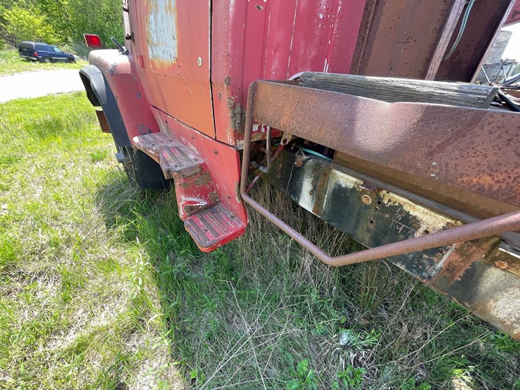 ford-l9000-image-18