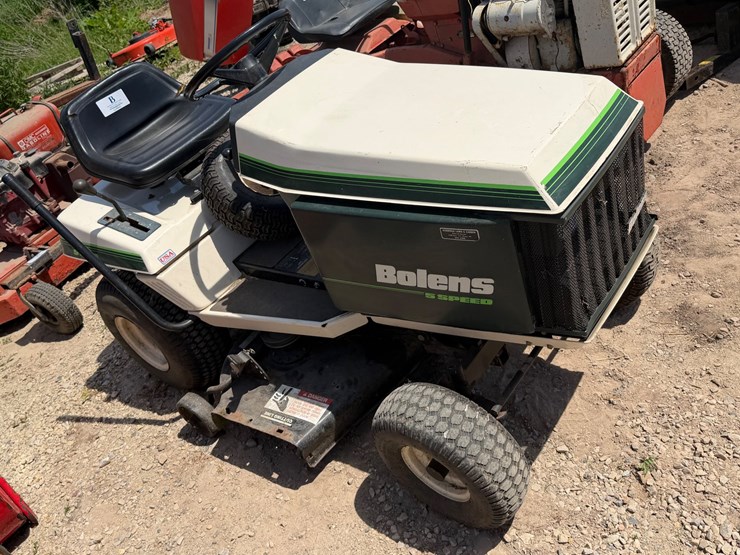 bolens-st120-image-1