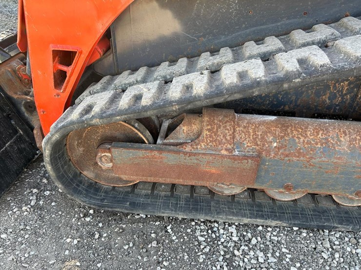 kubota-svl75-2-image-17