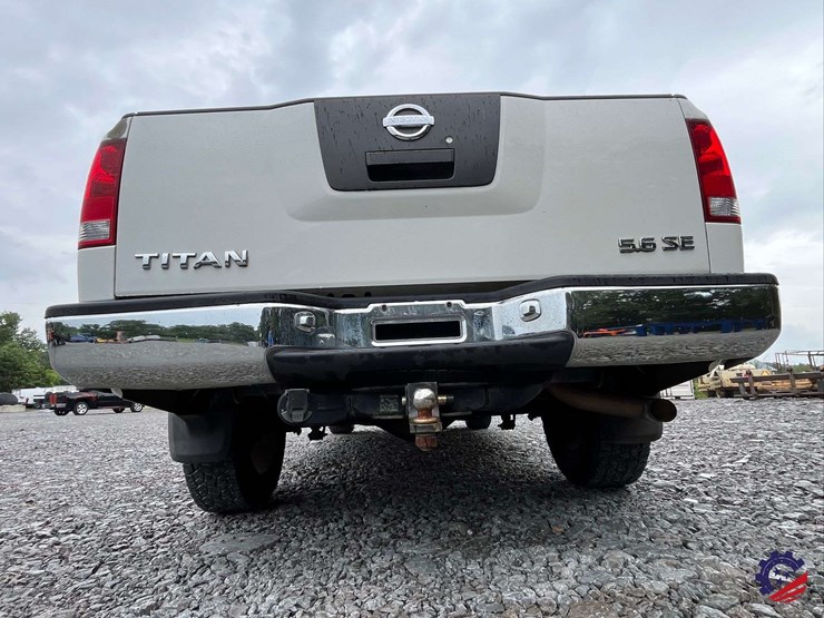 2004-nissan-titan-image-30