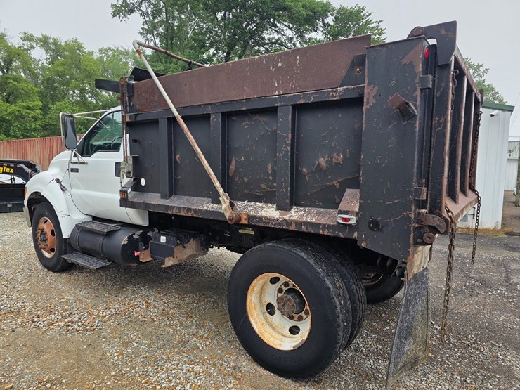 2008-ford-f750-image-5