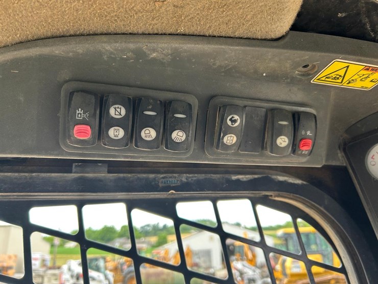 caterpillar-289c-image-25