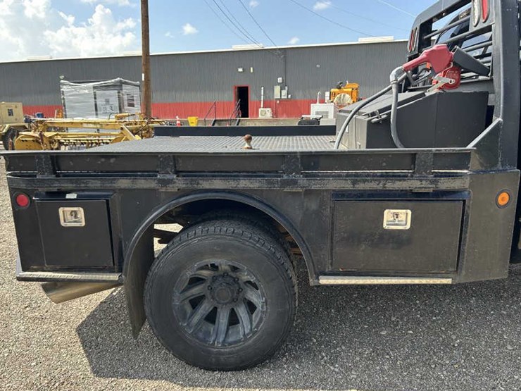 2004-dodge-ram-3500-image-4