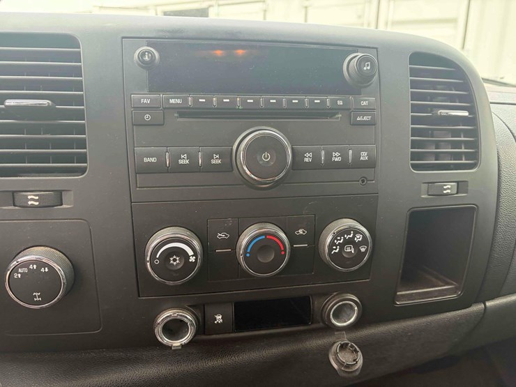 2009-gmc-sierra-1500-image-14