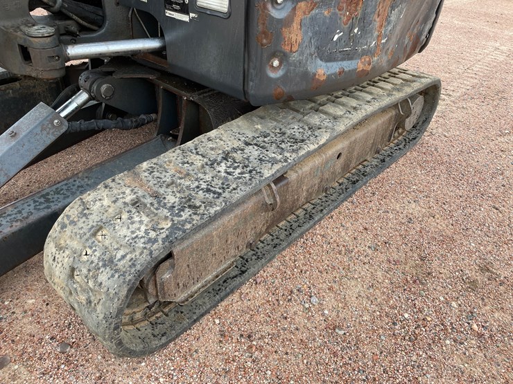 2020-bobcat-e32i-image-22