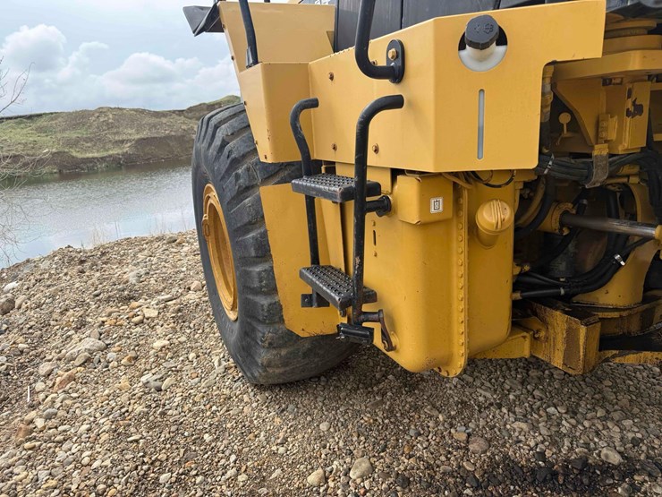 caterpillar-950g-image-9