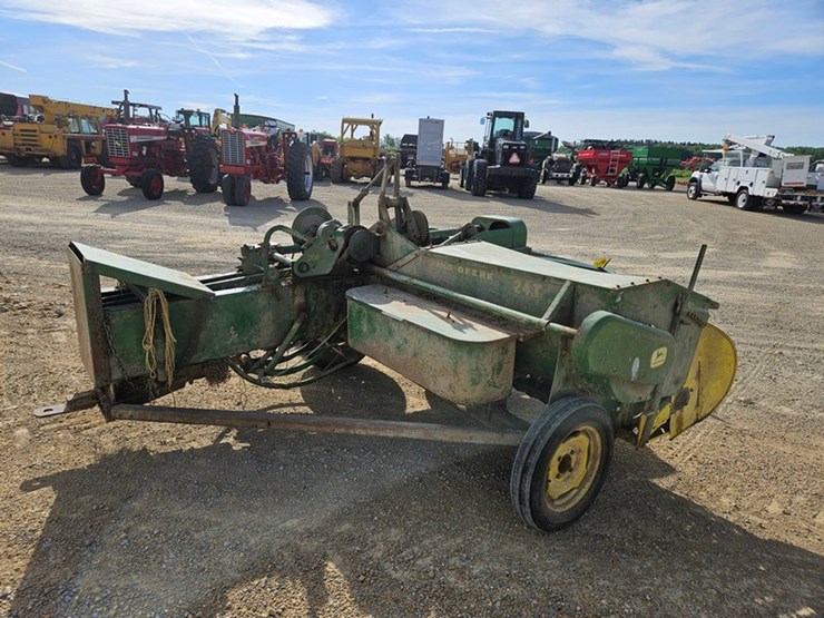 john-deere-24t-image-5