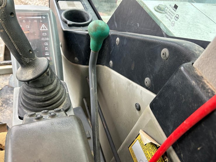 takeuchi-tb1140-image-24
