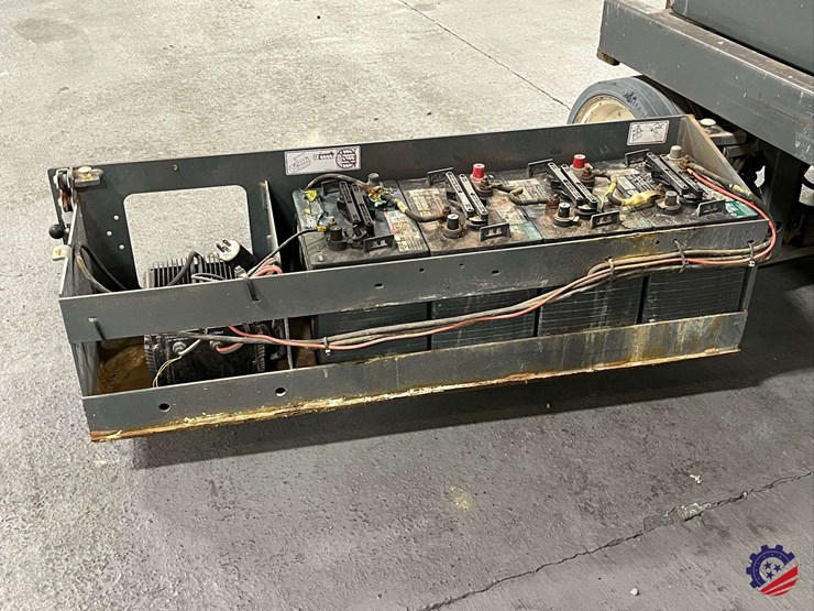 skyjack-sj111-3226-scissor-lift-image-15