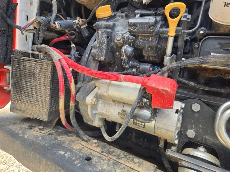 2020-bobcat-t770-image-20
