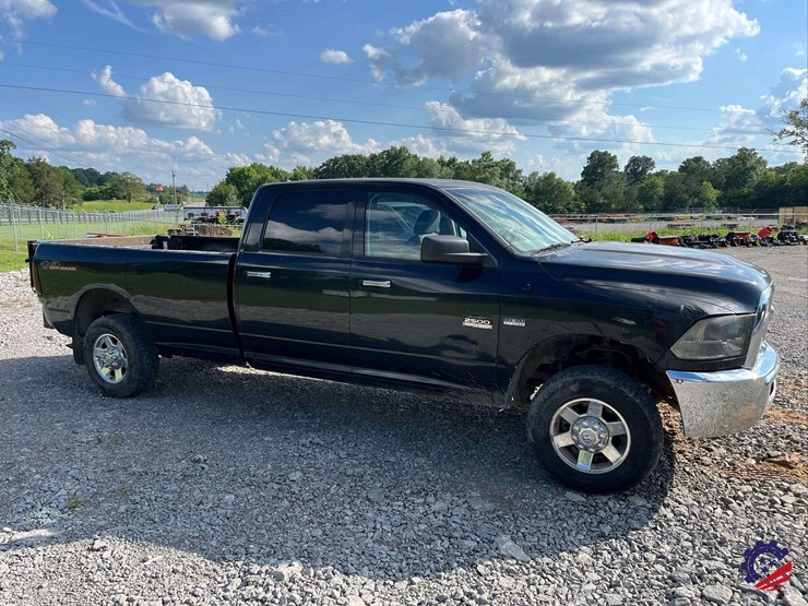 2011-dodge-ram-2500-image-4
