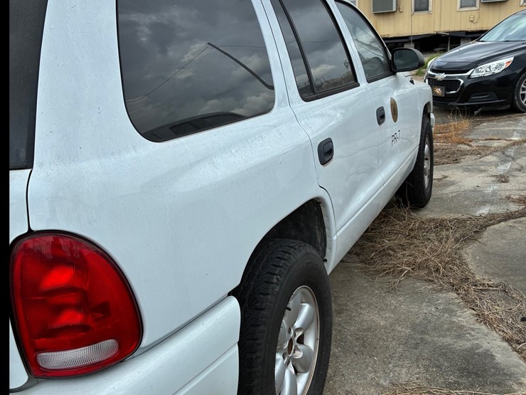 2003-dodge-durango-image-3