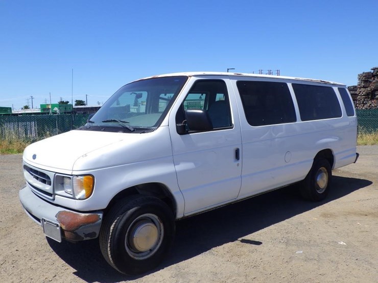 2000-ford-econoline-350-image-2