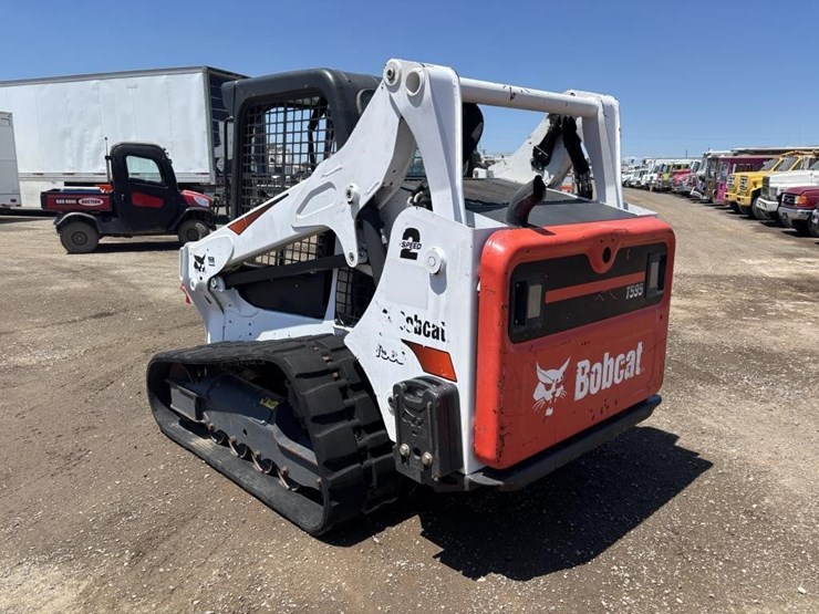 2019-bobcat-t595-image-4