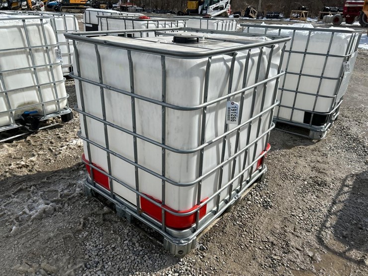 water-tank-tote-image-4