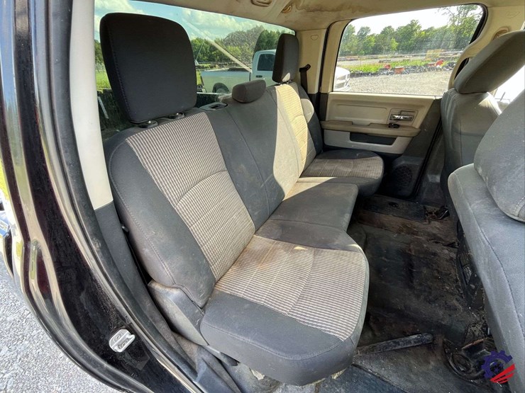 2011-dodge-ram-2500-image-49