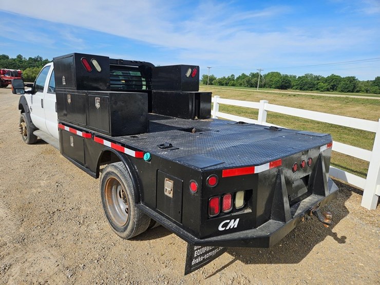 2012-ford-f550-image-16