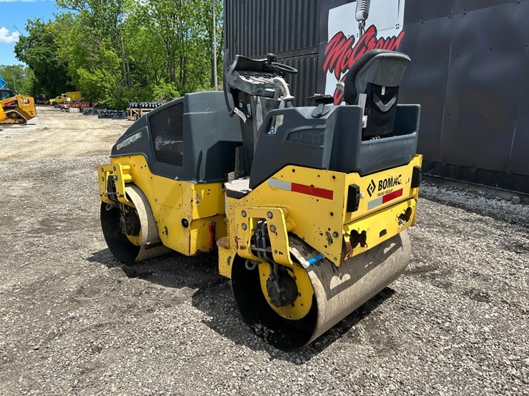 2018-bomag-bw120-image-2