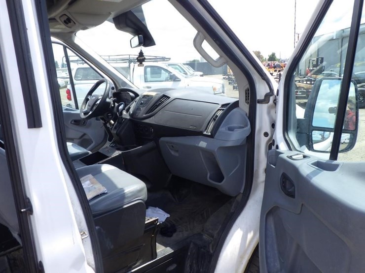 2018-ford-transit-image-6
