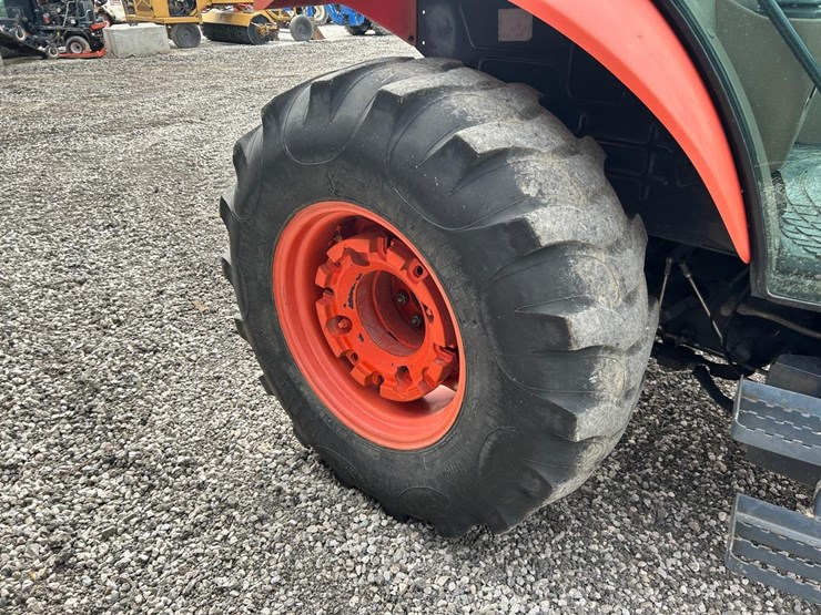 kubota-m7040d-image-13