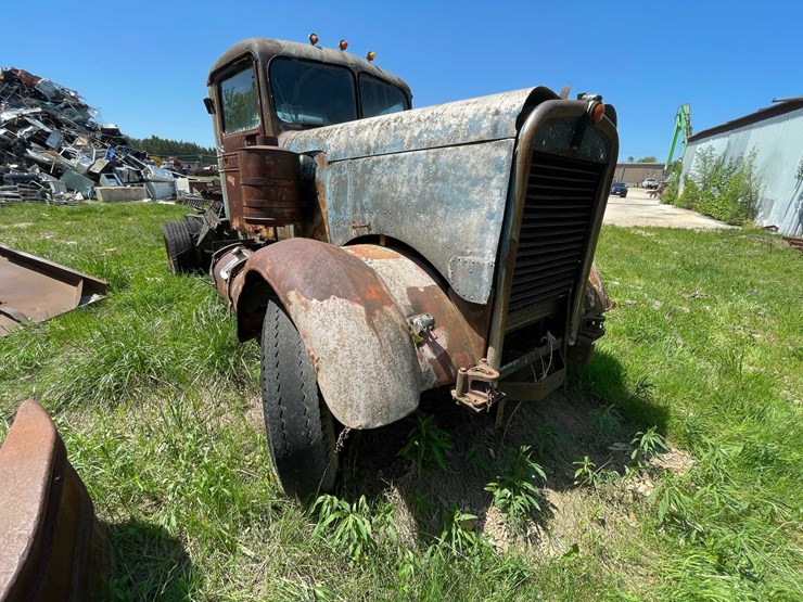 1952-travis-]-image-26