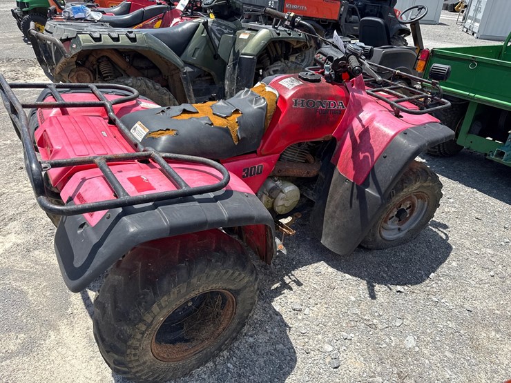 honda-fourtrax-300-image-4