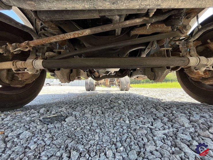 2016-ford-f550-image-40