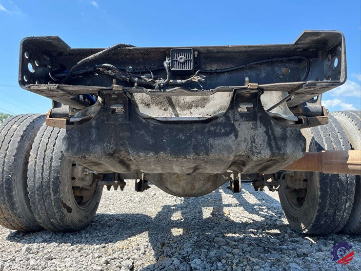 2016-ford-f550-image-25
