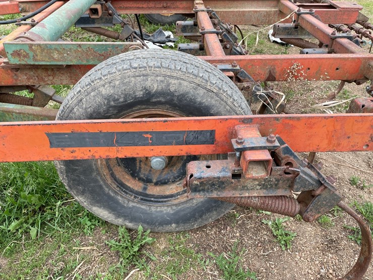 #212-•-field-cultivator-187"-wide-(ringle,-wi)-image-16