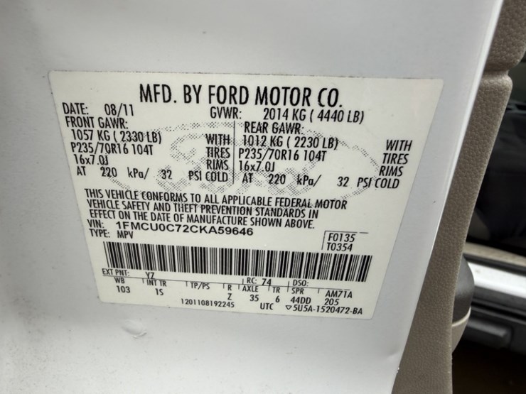 2012-ford-escape-xls-image-10