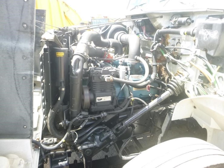 2000-international-4700-image-21