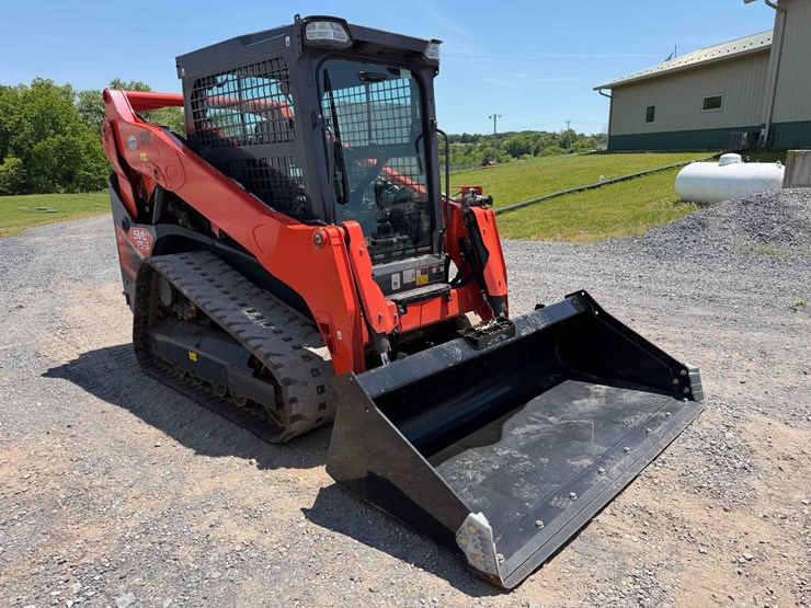 2024-kubota-svl75-3-image-3