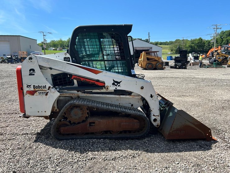 2019-bobcat-t450-image-5