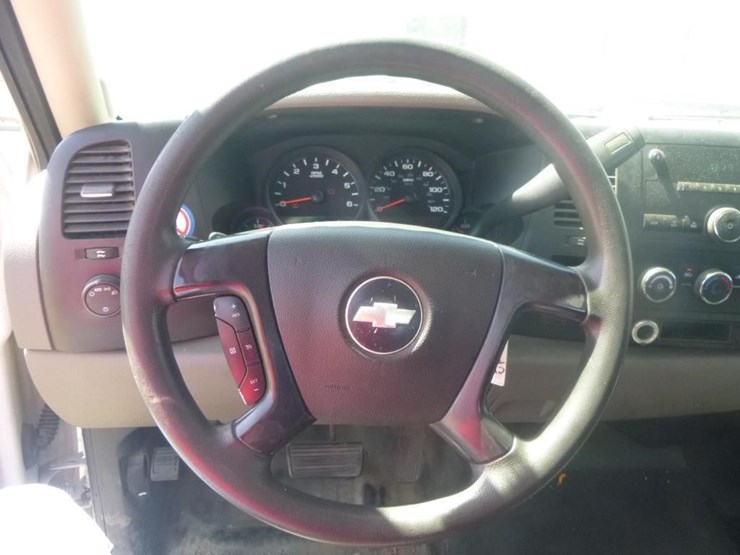 2008-chevrolet-1500-image-11