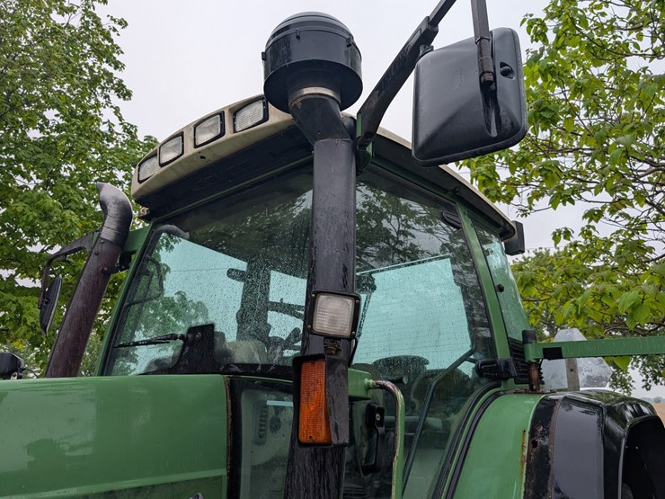 2005-fendt-818-image-22