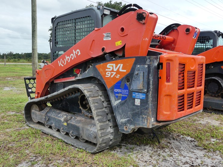 2022-kubota-svl97-2-image-10