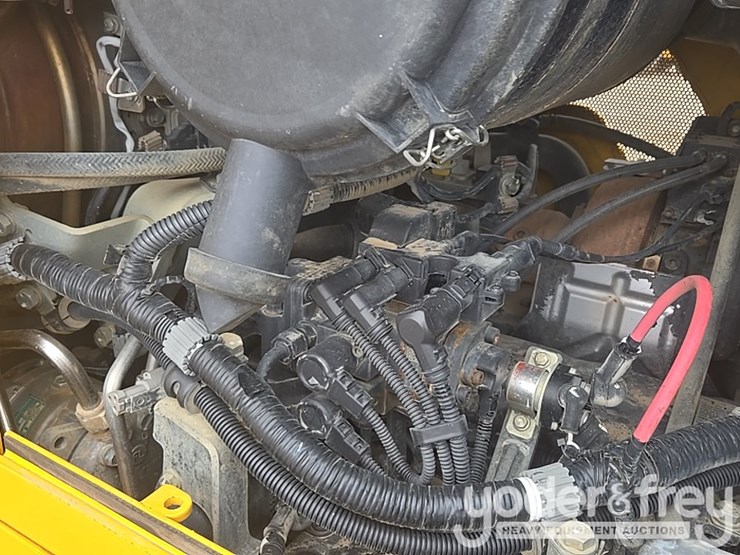 2022-komatsu-d61px-24-image-38