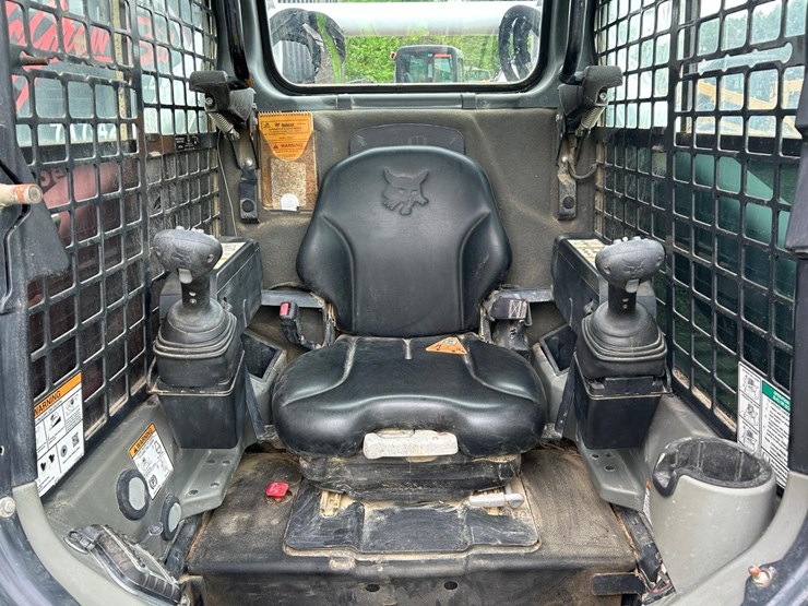 2019-bobcat-t770-image-19