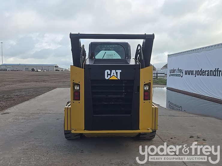2018-caterpillar-262d-image-4