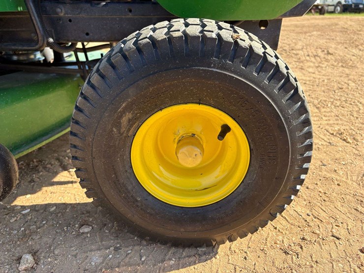 2016-john-deere-d110-image-13