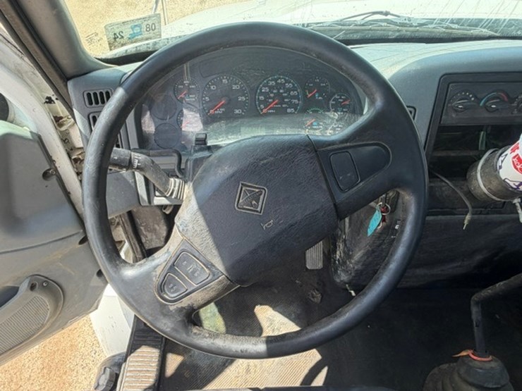 2002-international-4000-image-40
