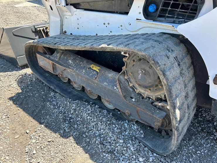 2021-bobcat-t770-image-17